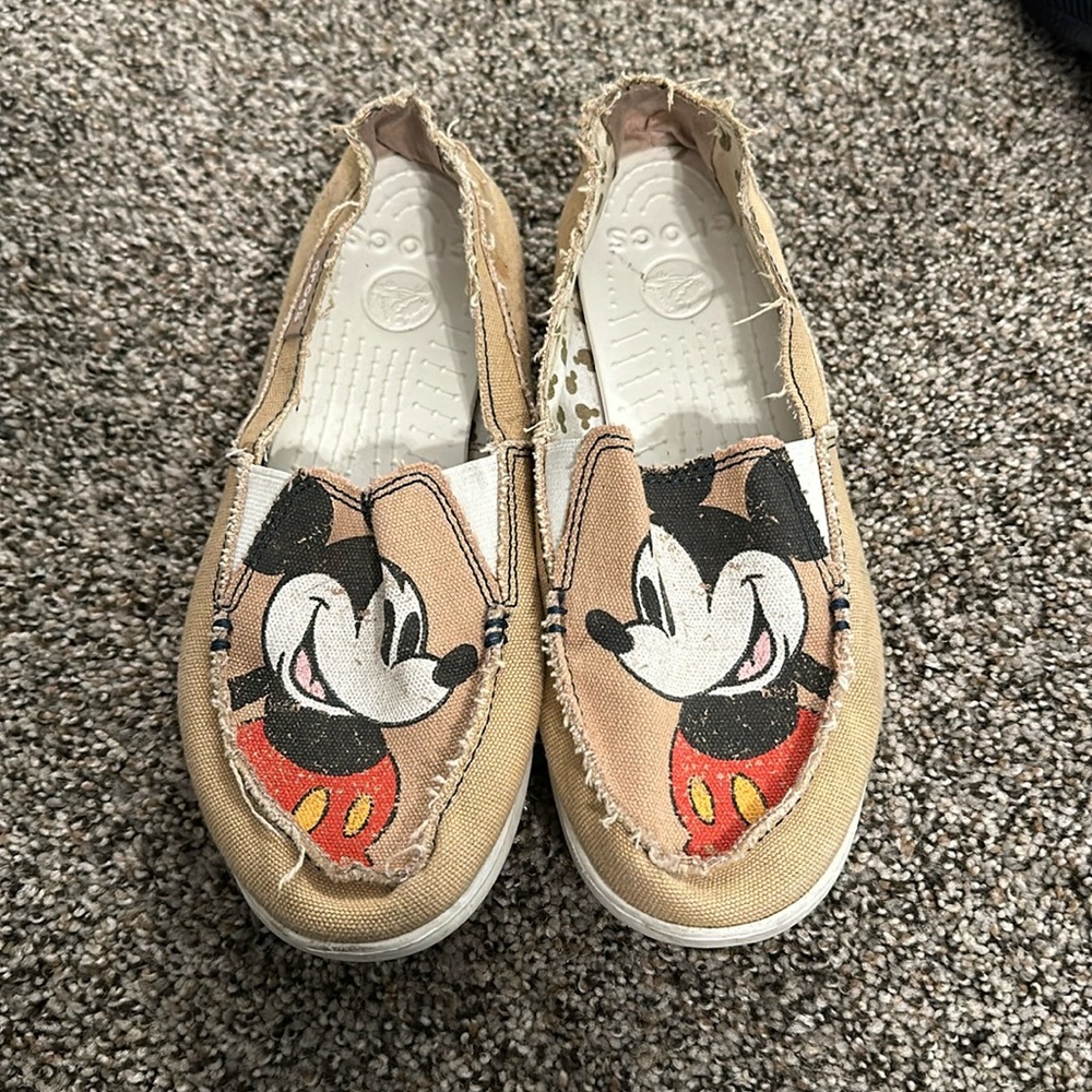Disney crocs